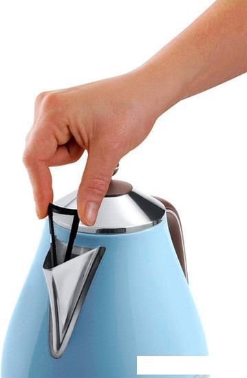 Электрический чайник DeLonghi KBOV 2001.AZ