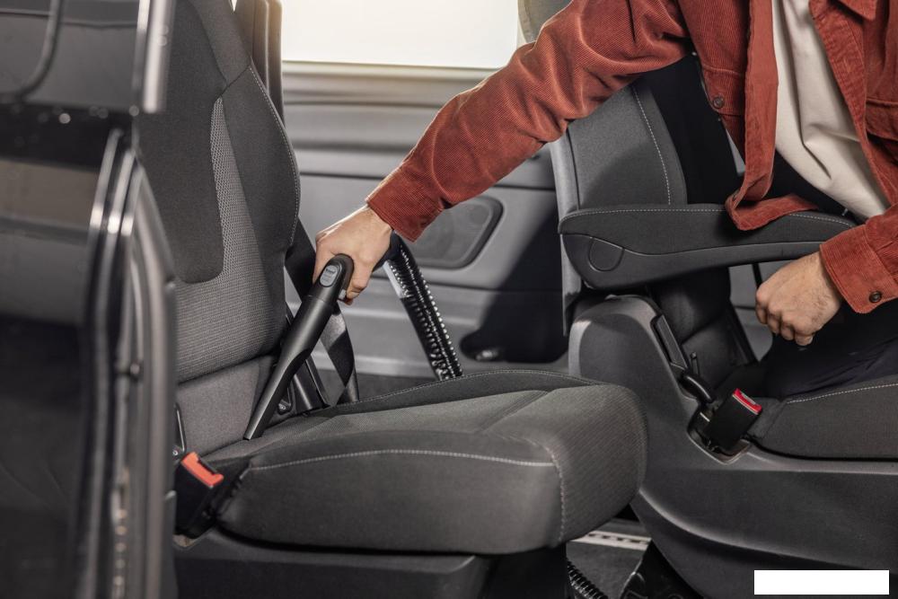 Пылесос Karcher SE 5 Car 1.081-231.0