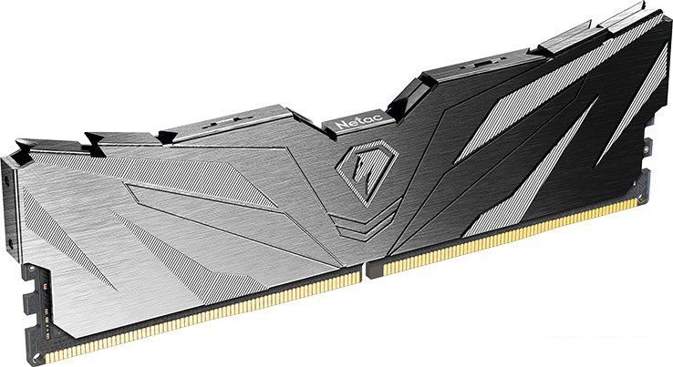 Оперативная память Netac Shadow II 16ГБ DDR5 6000 МГц NTSWD5P60SP-16K