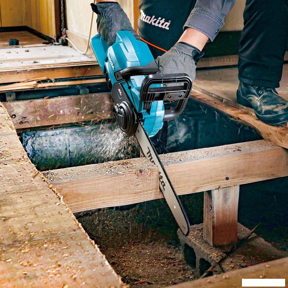 Аккумуляторная пила Makita DUC307RT (с 1-им АКБ 5 Ач)
