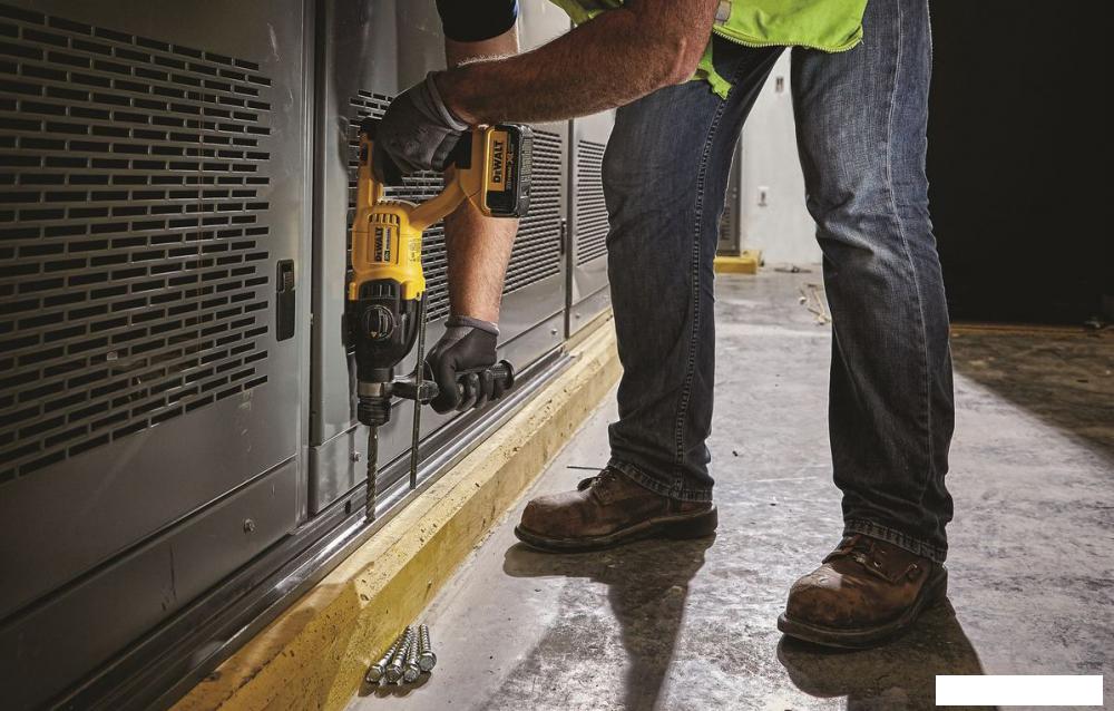 Перфоратор DeWalt DCH133N (без АКБ)