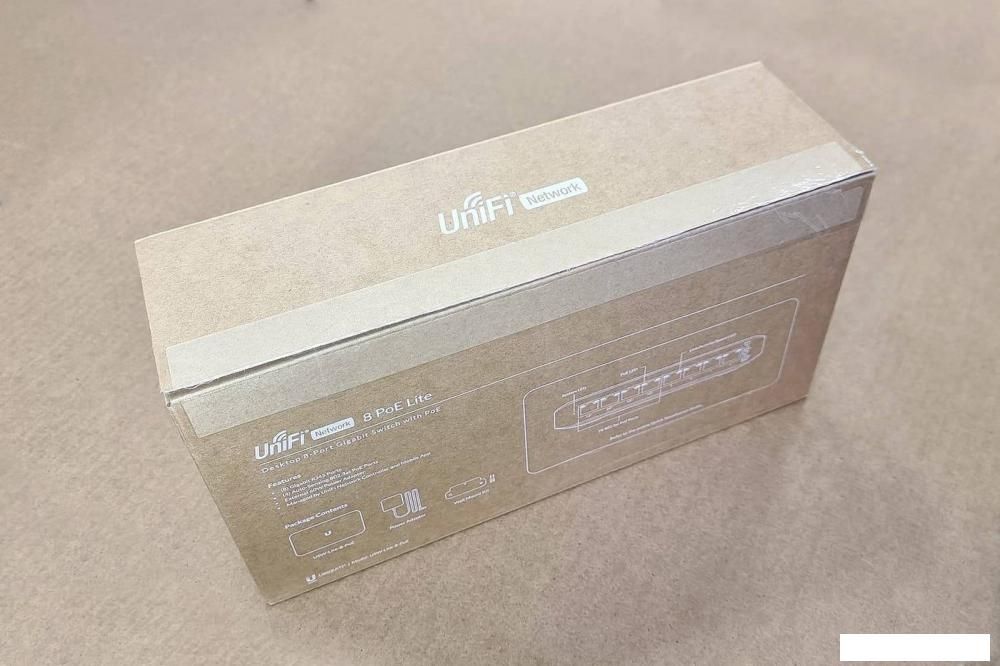 Управляемый коммутатор 2-го уровня Ubiquiti UniFi Switch Lite 8 POE