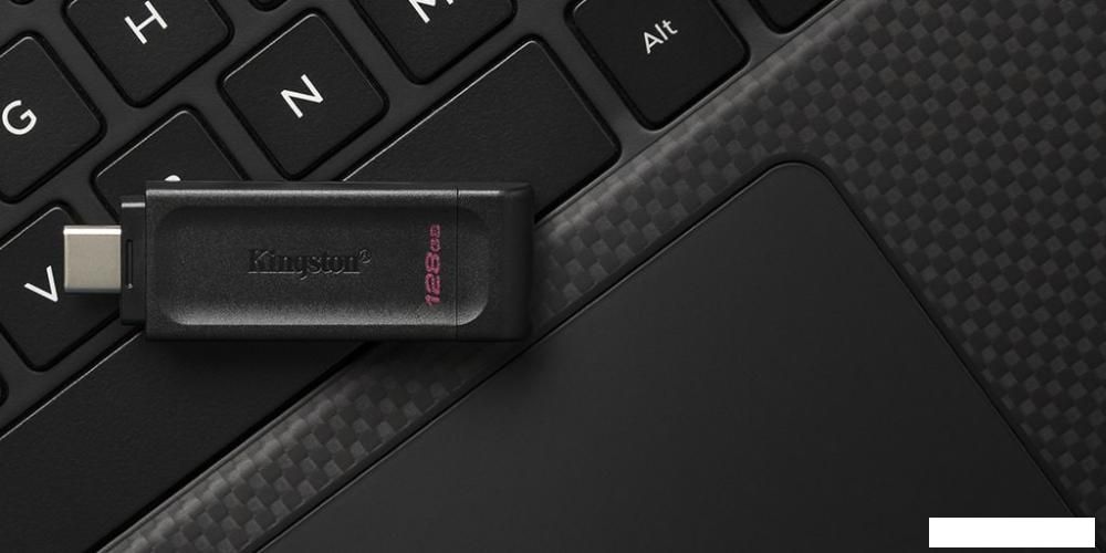 USB Flash Kingston DataTraveler 70 128GB