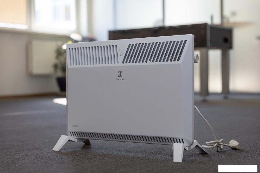Конвектор Electrolux ECH/A-2000 M