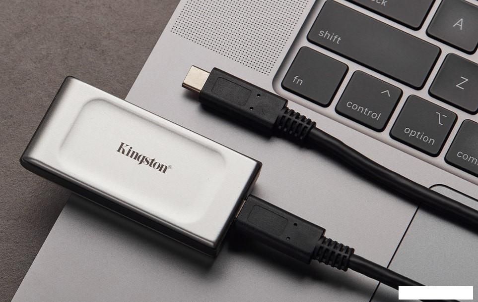 Внешний накопитель Kingston XS2000 4TB SXS2000/4000G
