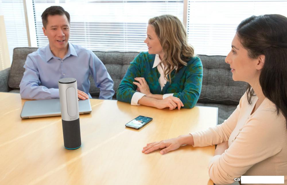 Веб-камера для видеоконференций Logitech ConferenceCam Connect