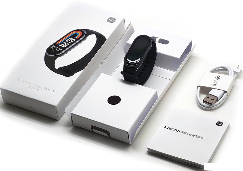 Фитнес-браслет Xiaomi Smart Band 8 (серый, с черным силиконовым ремешком, китайская версия)