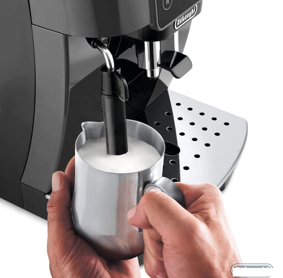 Кофемашина DeLonghi Magnifica Start ECAM 220.22 GB