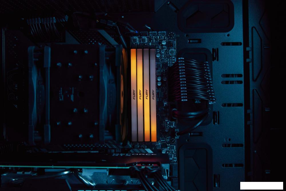Оперативная память Kingston FURY Renegade RGB 2x8ГБ DDR4 3200МГц KF432C16RB2AK2/16