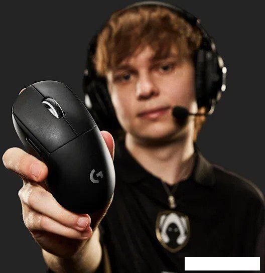Игровая мышь Logitech Pro X Superlight 2c (черный)