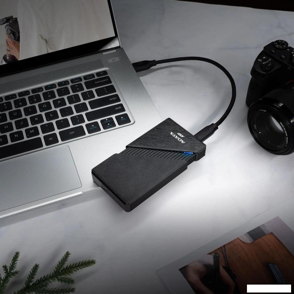 Внешний накопитель ADATA SE920 4TB SE920-4TCBK