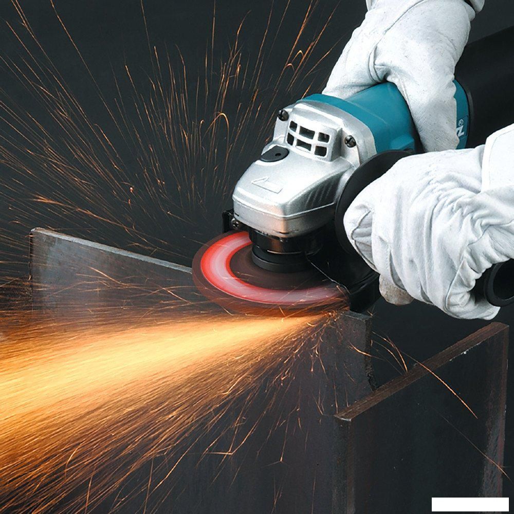 Угловая шлифмашина Makita 9557HNRK