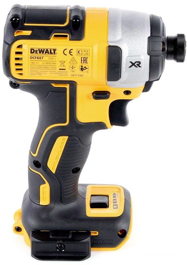 Винтоверт DeWalt DCF887N (без АКБ)