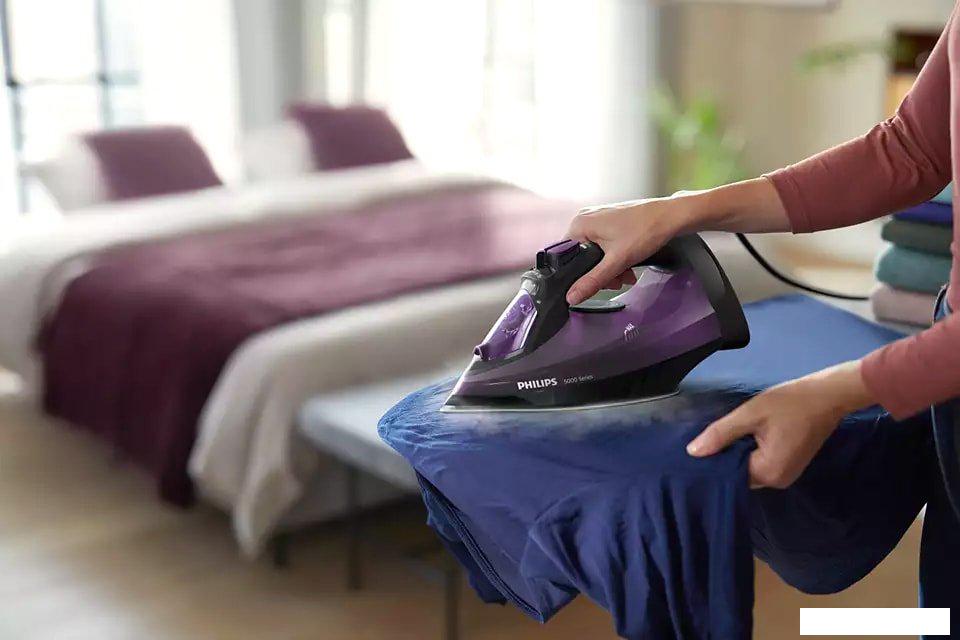 Утюг Philips DST5030/80