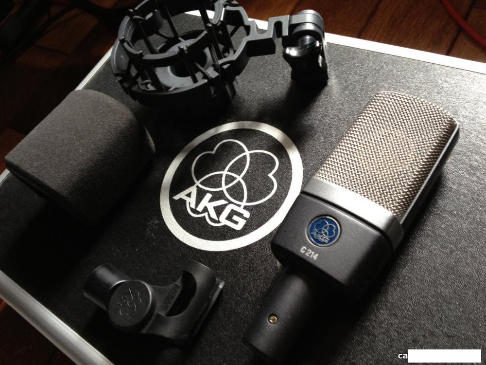 Микрофоны AKG C214