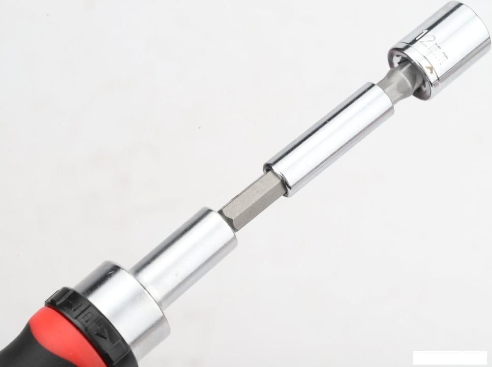 Набор отвертка с битами и головками P.I.T. Advance HSDR04-0029T (29 предметов)