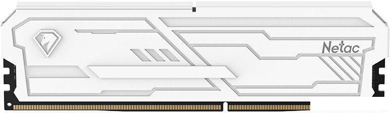 Оперативная память Netac Shadow III 8ГБ DDR4 2666 МГц NTSHD4P26SP-08W