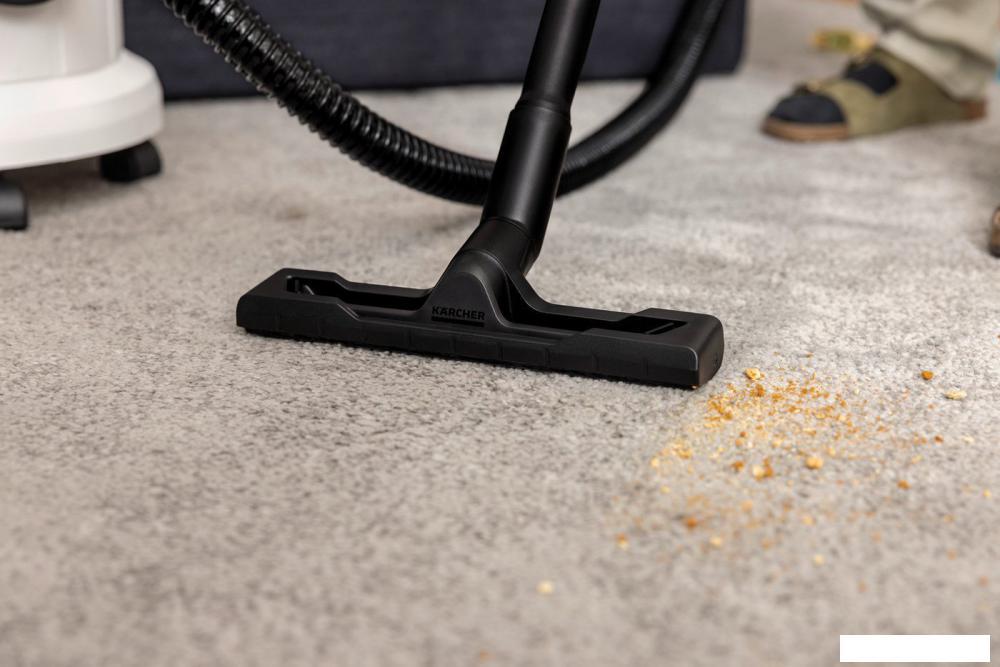Пылесос Karcher SE 4 Plus 1.081-170.0