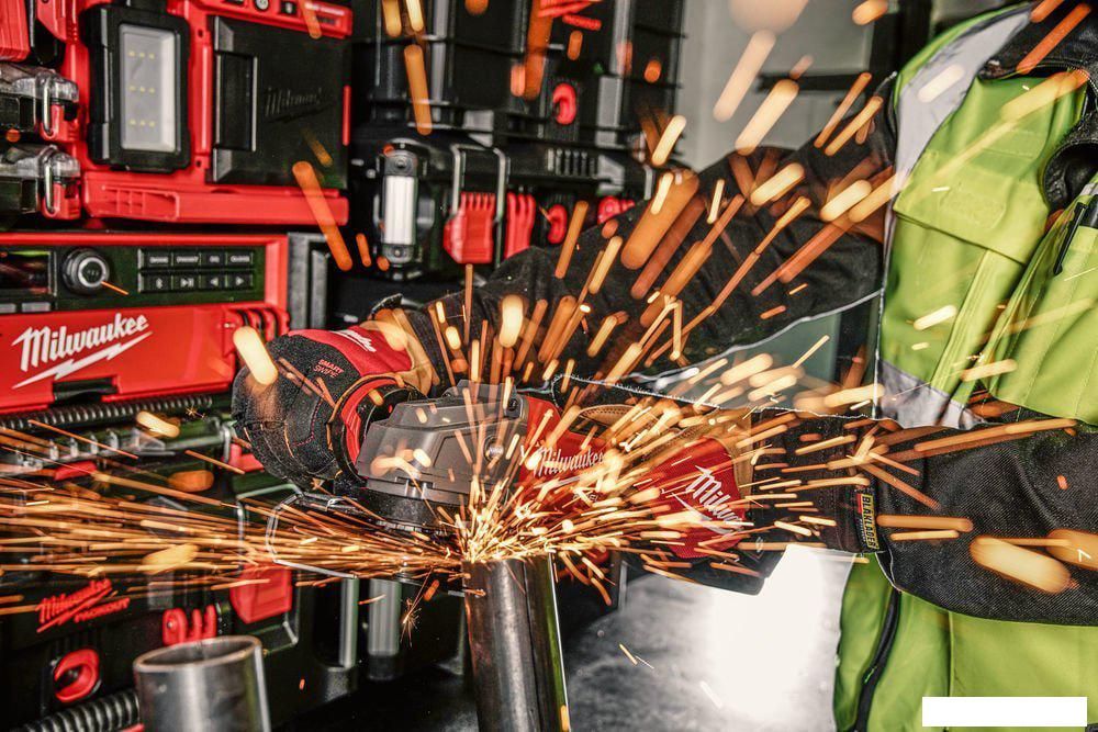 Угловая шлифмашина Milwaukee M18 FSAG125X-0X Fuel 4933478428 (без АКБ)
