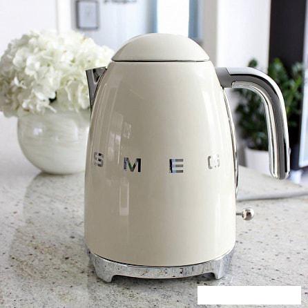 Электрический чайник Smeg KLF03CREU