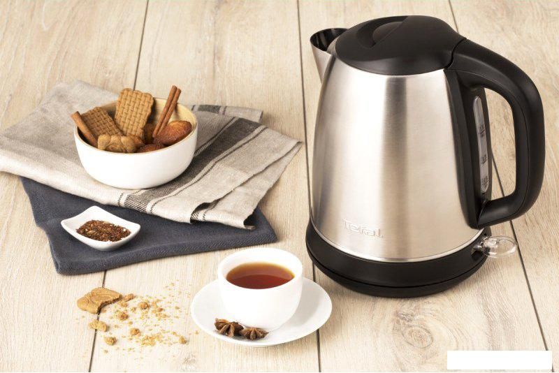 Электрический чайник Tefal KI270D30