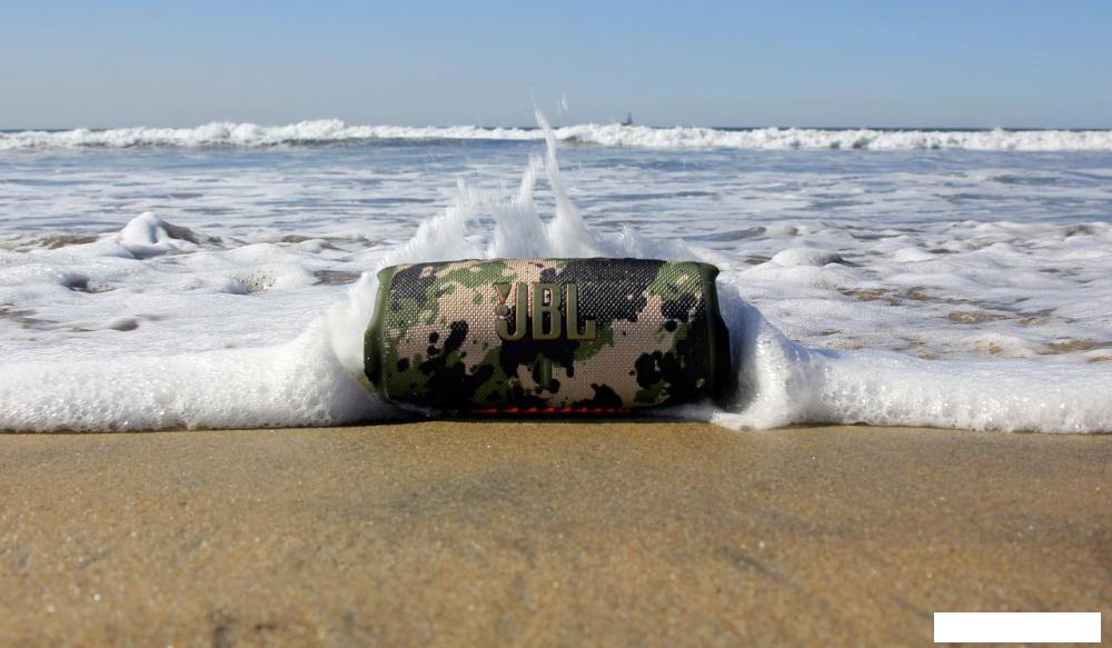 Беспроводная колонка JBL Charge 5 (синий)