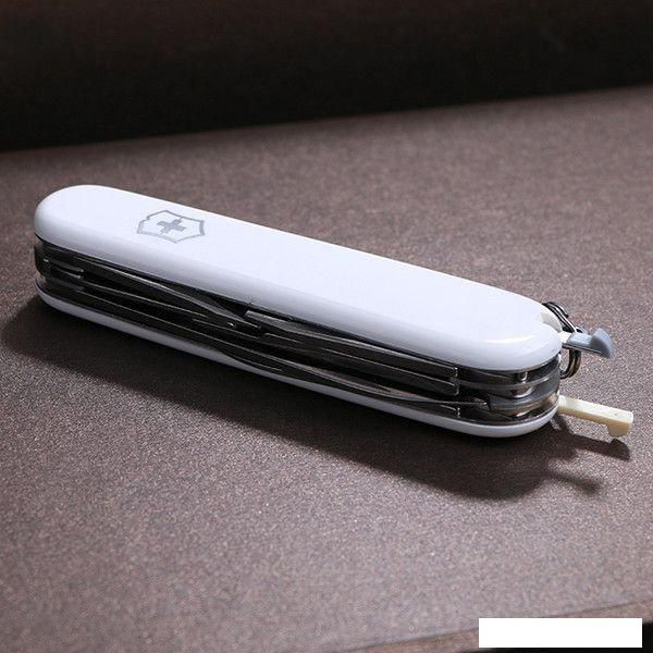 Мультитул Victorinox Climber (белый)