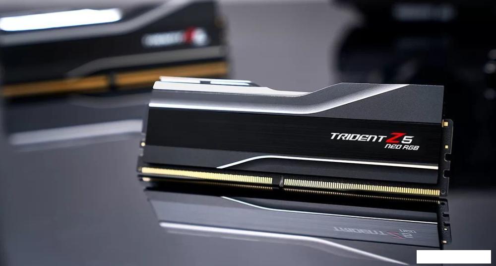 Оперативная память G.Skill Trident Z5 Neo RGB 2x32ГБ DDR5 6000 МГц F5-6000J2836G32GX2-TZ5NR