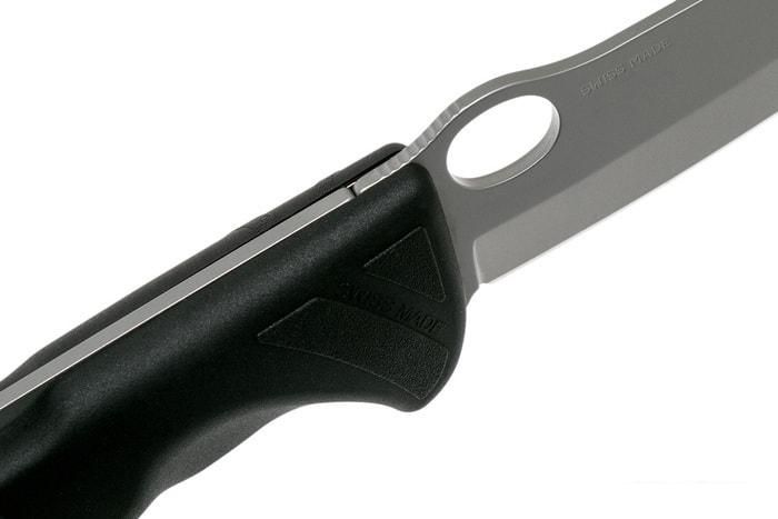 Складной нож Victorinox Hunter Pro M (черный)